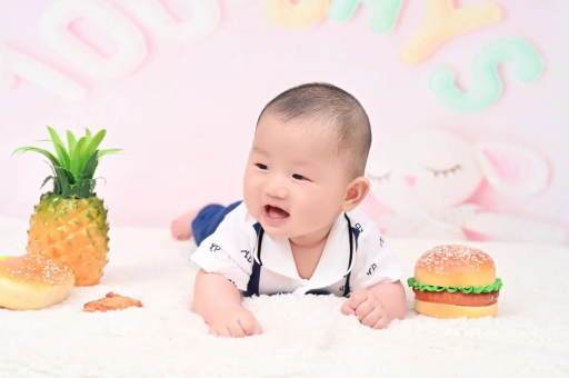 宜春宝宝三个月长牙正常吗